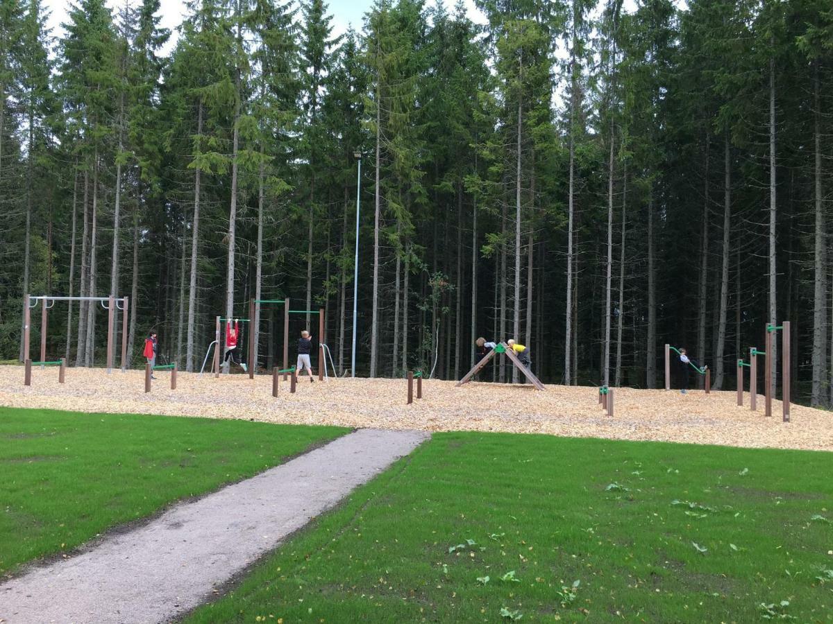 Cozy House In Kosta Center Surrounding With Swedish Nature エクステリア 写真