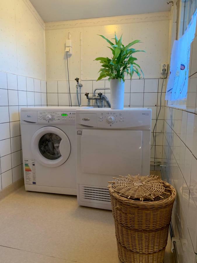 Cozy House In Kosta Center Surrounding With Swedish Nature エクステリア 写真